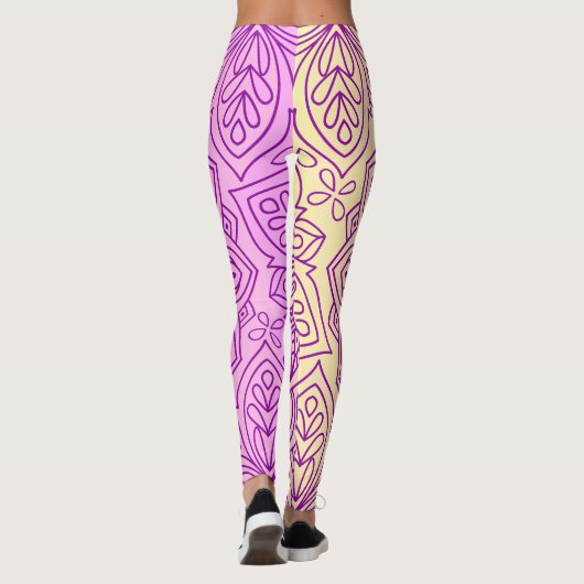 Elegant Gradiënt Paarse Perzik Mandala Patroon Leggings (Achterkant)
