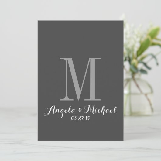 Elegant Gray Monogram Initiaal Weddenschap Kaart (Staand voorkant)
