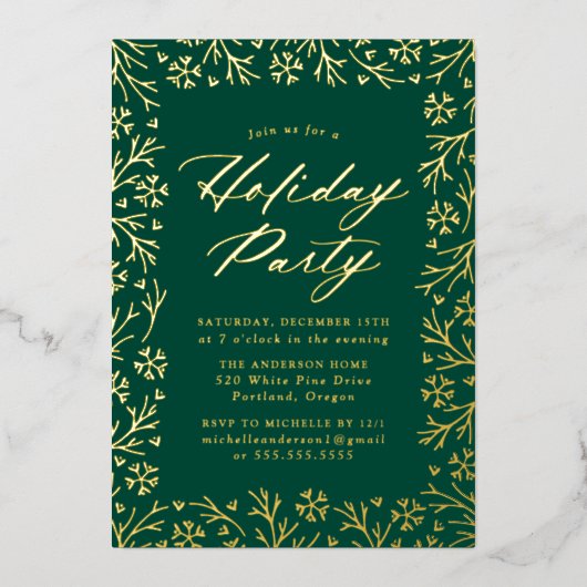Elegant Green and Gold Snowflake Holiday Party Folie Uitnodiging (Voorkant)