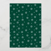 Elegant Green and Gold Snowflake Holiday Party Folie Uitnodiging (Achterkant)