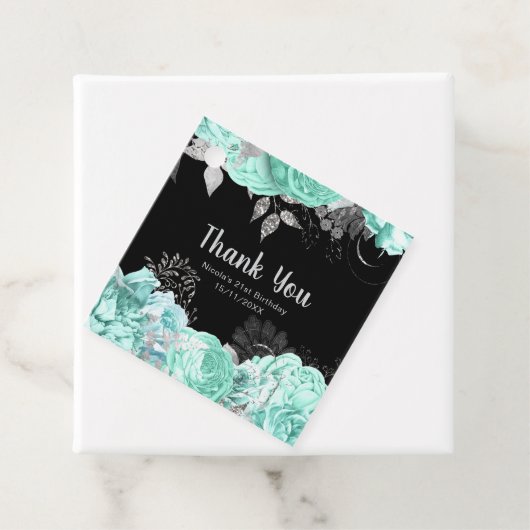 Elegant Green and Silver Flowers Birthday Party Bedankjes Labels (In situ)