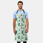 Elegant Green Beer Mugs and Shamrocks White Schort (Gedragen)