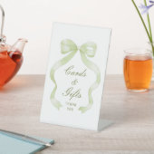 Elegant Green Bow Cards & Gifts Reclamebord Met Voetstuk (Insitu)