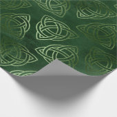 Elegant Green en Gold Celtic St Patrick's Day Cadeaupapier (Hoek)