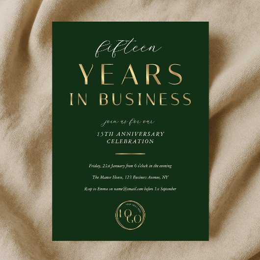 Elegant Green & Gold Logo Business Anniversary Kaart