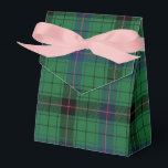 Elegant Green Plaid Davidson Tartan Bedankdoosjes<br><div class="desc">Introducing our Davidson Tartan Green Plaid favor boxes! Add a touch of timeless elegance and festive spirit to your gifts with this beautifully designed favor boxes. This favor boxes features a classic green plaid tartan pattern.</div>
