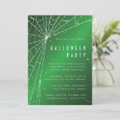 Elegant Green Sparging Spider Web Halloween Party Kaart (Staand voorkant)
