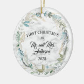 Elegant Greenery Eerste Kerstfeest Gehuwd met Marm Keramisch Ornament (Links)