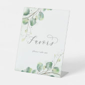 Elegant Greenery Wedding Favors Reclamebord Met Voetstuk (Voorkant)