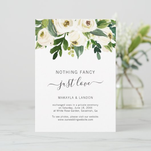 Elegant Greenery White Floral Elopement Wedding Aankondiging (Staand voorkant)