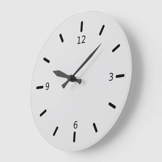 Elegant, grijs en zwarte grote klok (Hoek)