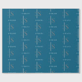Elegant grijs monogram & witte naam, blauw cadeaupapier (Vlak)