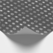 Elegant grijs Snowflakes gepatterd Cadeaupapier (Hoek)