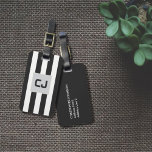 Elegant Grijs Wit Strepen Monogram Bagagelabel<br><div class="desc">Eenvoudig elegant aanpasbaar bagagelabel ontwerp met donkergrijze / witte strepen en uw monogram.</div>