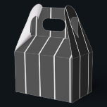 Elegant Grijs-Zwart en Wit Pinstripe Patroon Bedankdoosjes<br><div class="desc">Eenvoudig gestreept inpakpapier - perfect voor huwelijken, bruidsfeesten en verjaardagen.</div>