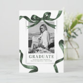 Elegant Groene Bow Foto Afstuderen Aankondiging (Staand voorkant)