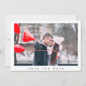 Elegant handgeschreven script twee foto bruiloft save the date (Voorkant)