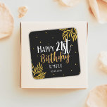 Elegant Happy 21st Birthday Gold Foliage Vierkante Sticker<br><div class="desc">Elegante Happy 21st Birthday Gold Foliage Square Sticker. Vier een mijlpaal in stijl met onze Elegant Black & Gold 21st Birthday stickers. Met een verfijnde zwarte achtergrond versierd met luxe gouden gebladerte, voegt dit ontwerp een vleugje klasse toe aan elke viering. Dit collectie is ideaal om de eregast extra speciaal...</div>