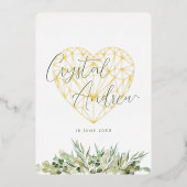 Elegant Hart Eucalyptus Foliage Formele Bruiloft Folie Uitnodiging (Voorkant)