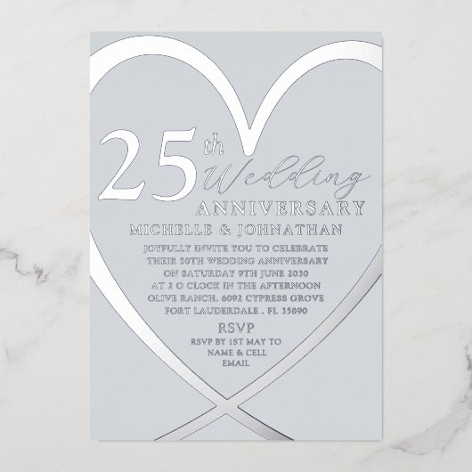 Elegant Hart Zilver 25 e Bruiloft Jubileum Folie Uitnodiging (Voorkant)