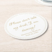 Elegant harten aangepaste gouden tekstnamen datum  ronde kartonnen onderzetter (Gebogen)