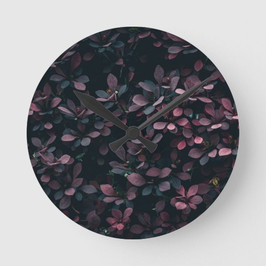 Elegant Hazy Lila & Blauw Botanische Bloemenkunst Ronde Klok (Voorkant)