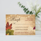Elegant Herfstbladeren Landelijke Herfst Bruiloft RSVP Kaartje (Staand voorkant)