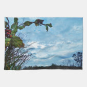 Elegant Holly Kerstmis, blauwe hemel Theedoek (Horizontaal)