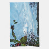 Elegant Holly Kerstmis, blauwe hemel Theedoek (Verticaal)