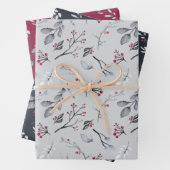 Elegant Holly Leaves Red Berries Kerstfeest Inpakpapier Vel (In situ)