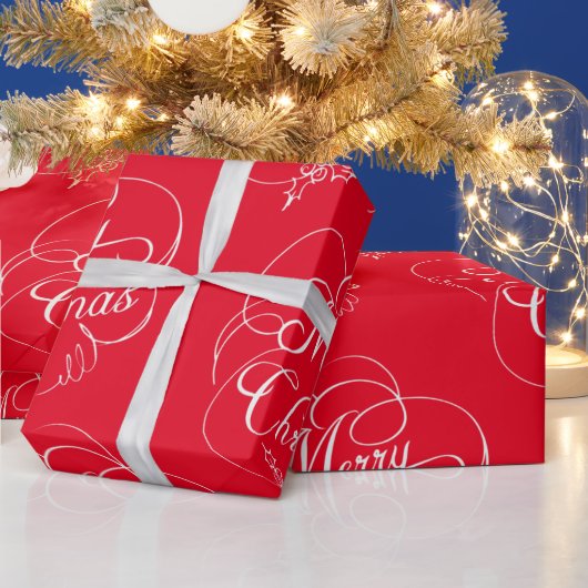 Elegant Holly Merry Christmas Red Cadeaupapier (Feestdagen)