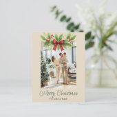 Elegant Holly & Red Bow Christmas Briefkaart (Staand voorkant)