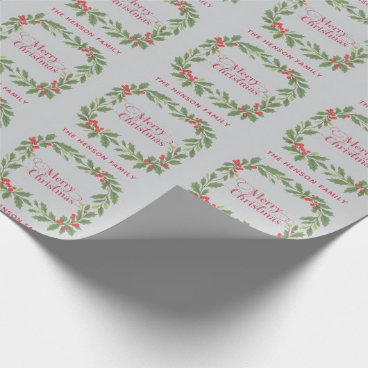 Elegant Holly Wreath Merry Christmas Cadeaupapier (Hoek)
