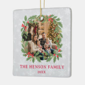 Elegant Holly Wreath Merry Christmas Photo Keramisch Ornament (Links)