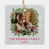 Elegant Holly Wreath Merry Christmas Photo Keramisch Ornament (Voorkant)