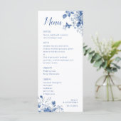 Elegant huwelijksmenu met delicate blauwe bloemen menu (Staand voorkant)