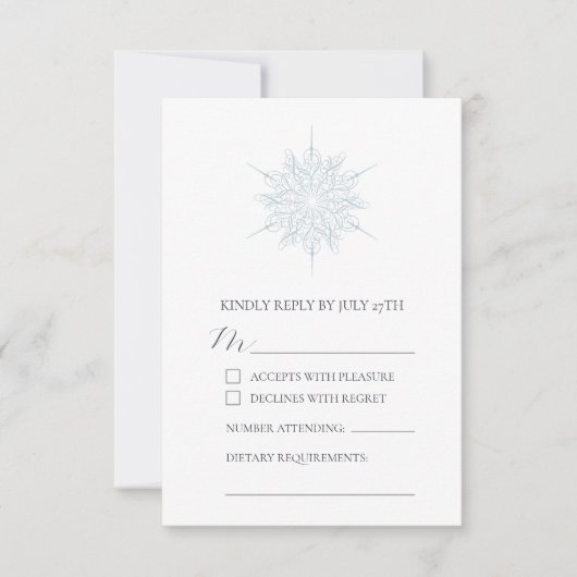 Elegant Ice Blue Sneeuwvlok Winter Bruiloft RSVP Kaartje (Voorkant)