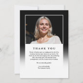 Elegant in liefdevolle herinnering 2-foto begrafen bedankkaart (Achterkant)