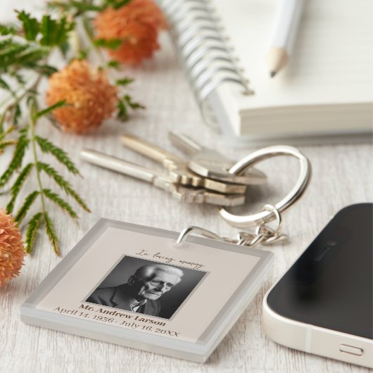 Elegant in liefdevolle herinnering begrafenismonum sleutelhanger (Voorkant Rechts)