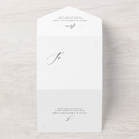 Elegant initialen eenvoudig zwart-wit huwelijk all in one uitnodiging (Buitenkant)