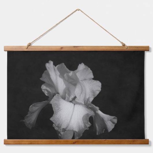 Elegant Iris Black White Floral Foto Hangend Wandkleed (Voorkant)