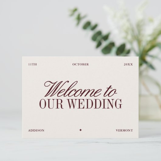 Elegant Ivory & Burgundy Wedding Welcome Card Kaart (Staand voorkant)