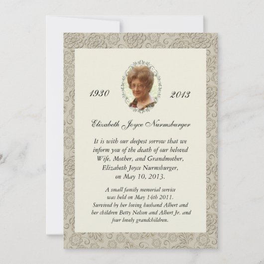 Elegant Ivory Damask Foto Death Announement Aankondiging (Voorkant)