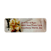Elegant Ivory Yellow Roses Return Address Labels (Voorkant)