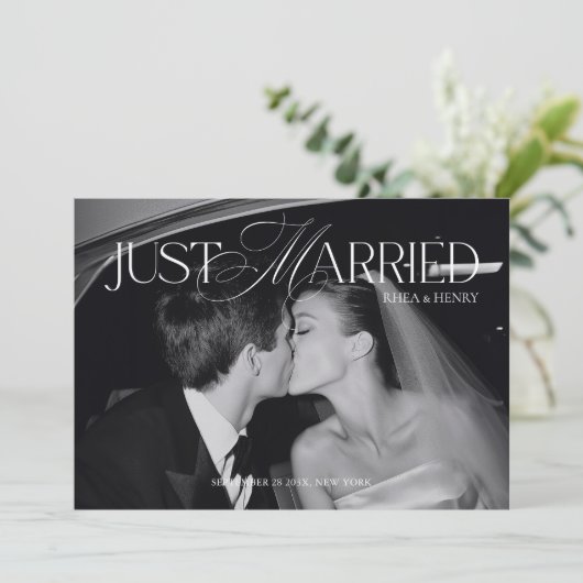 Elegant Just Married Photo Announcement Card Aankondiging (Staand voorkant)