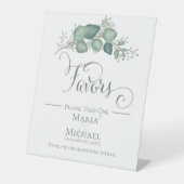 Elegant kalligrafie script Eucalyptus Favors Reclamebord Met Voetstuk (Voorkant)
