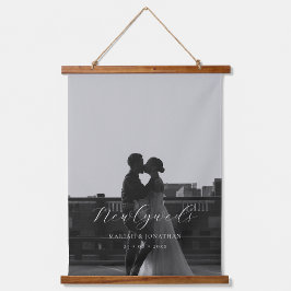 Elegant Kalligrafie Script Foto Pas getrouwd Gift Hangend Wandkleed