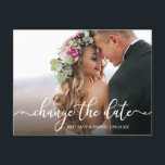 Elegant kalligrafie verandert de Datum Nieuwe Datu Briefkaart<br><div class="desc">Het moderne Elegant Manuscript van de Kalligrafie verandert de Datum die het Briefkaart van de Foto van de Band uit stelt</div>