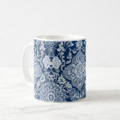 Elegant Kant Effect Bloemen in Blauw en Wit Koffiemok (Voorkant links)