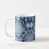 Elegant Kant Effect Bloemen in Blauw en Wit Koffiemok (Links)
